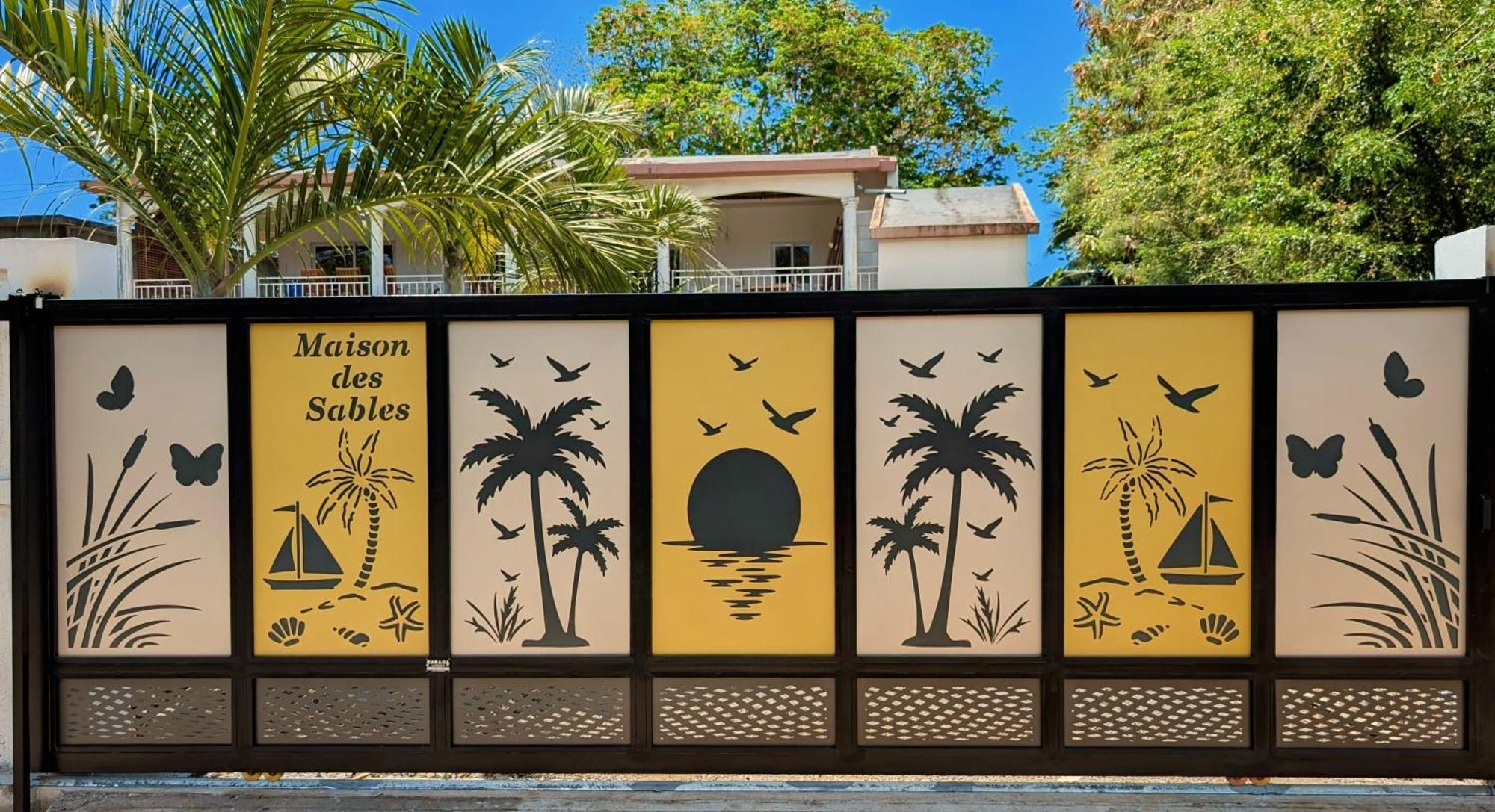 Maison Des Sables - Turquoise Apartment Port Louis